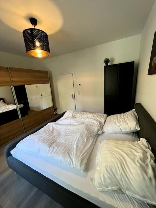 Jaybnb - Geraeumiges Apartment Am Hafen Von Dortmund Ngoại thất bức ảnh